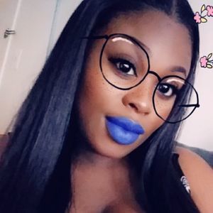 Meet your Posher, Khadijah